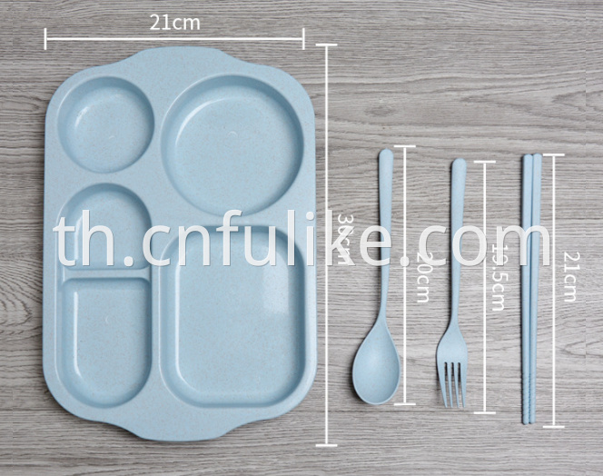 Plastic Dinnerware Set